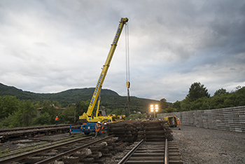 Déchargement à quai des tronçons